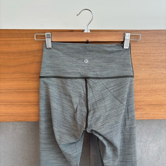 Lululemon Wunder Under High Rise Tight 28" *Luxtreme, Size 4 - Picture 8 of 12